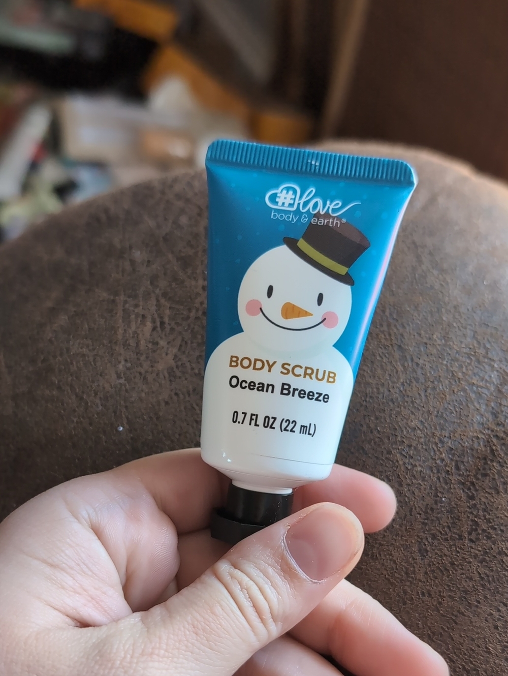 3$ Add On⭐ Body & Earth Ocean Breeze Body Scrub